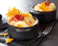 Mini cocottes de gratin dauphinois au jambon cru 